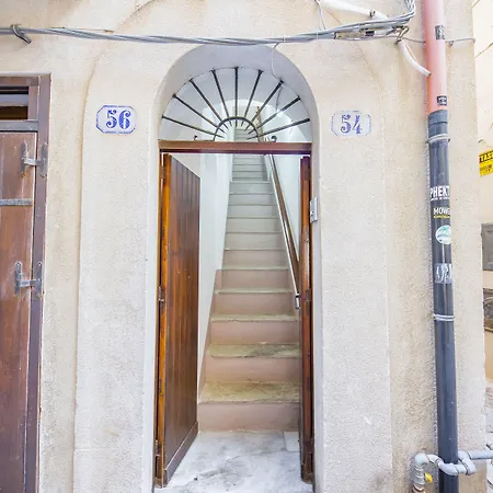 Panzió Dafni E Naide