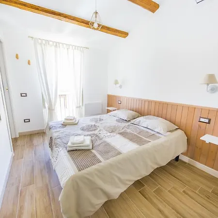 Dafni E Naide 2* Cefalù