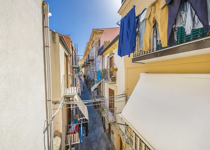 Panzió Dafni E Naide Cefalù