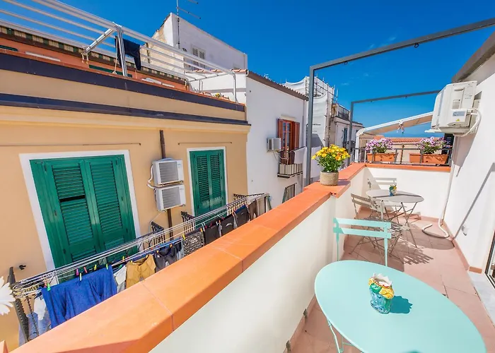 Panzió Dafni E Naide