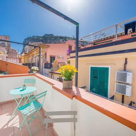 Couette-café Dafni E Naide Cefalù