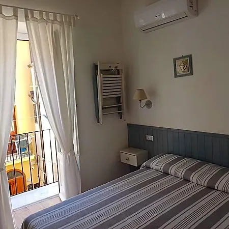 Dafni E Naide Cefalù