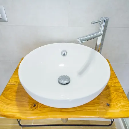 Dafni E Naide Couette-café 4*