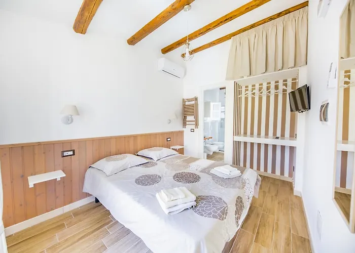 Bed and Breakfast Dafni E Naide Cefalù